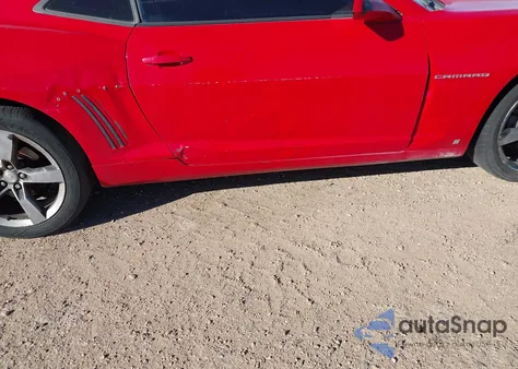 2010 Chevrolet Camaro 1Lt из США, поврежденный, VIN 2G1FB1EV1A9103040